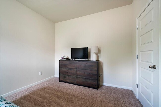 Building Photo - 303 Horizon Trace