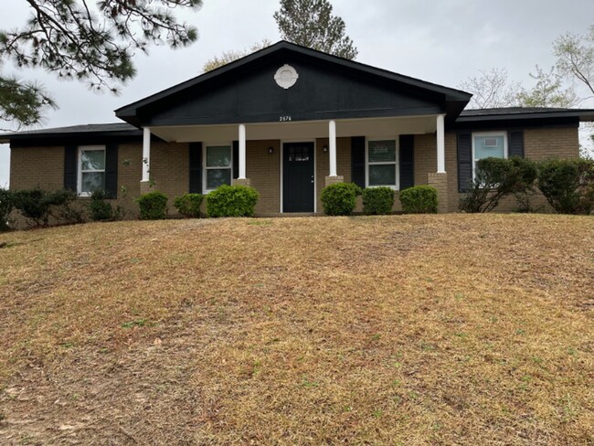 Building Photo - 3 Br Brick Ranch