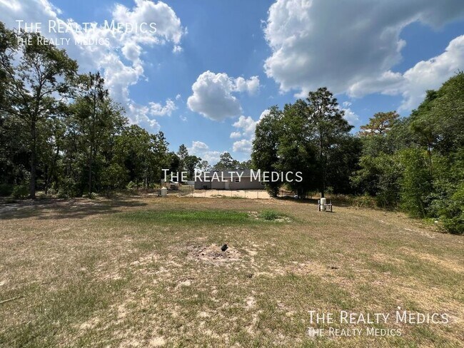 Building Photo - 22 Locust Loop Dr