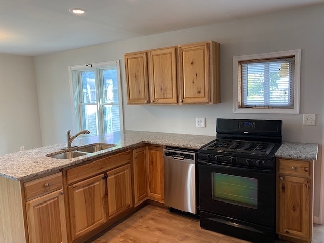 Building Photo - 5 Cayuga Pl