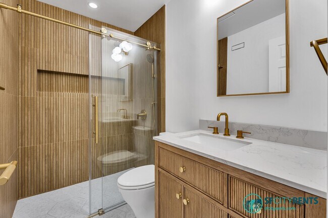 Building Photo - Noe Valley/Dolores Heights: Luxury Condo w/ Expansive Private Deck & 2 Car Parking