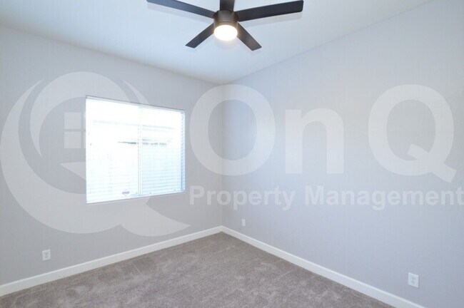 Building Photo - 1312 W Chilton Ave