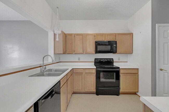 Building Photo - Call Sabrina Thomas Office at 757-767-0767...