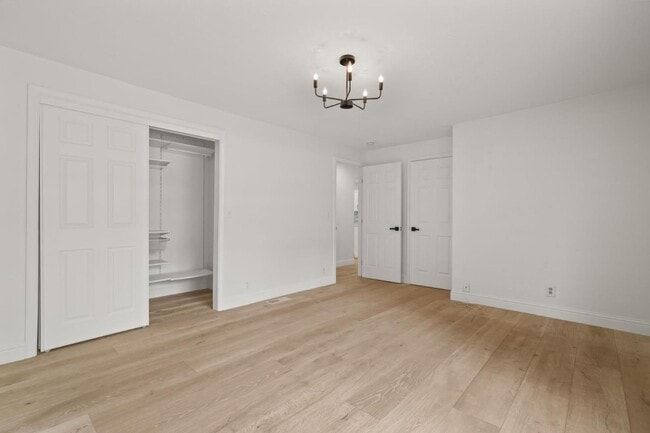 Building Photo - 789 Cañada Rd