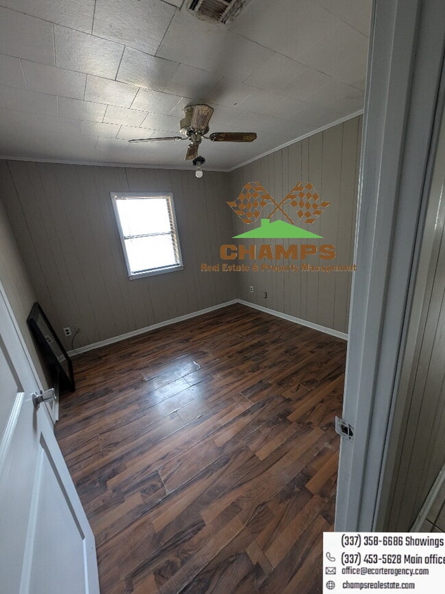 Building Photo - Modest Home in Carencro ready for its new Occupants!