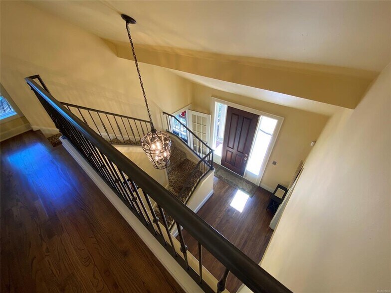 Building Photo - 377 Winthrop Ct