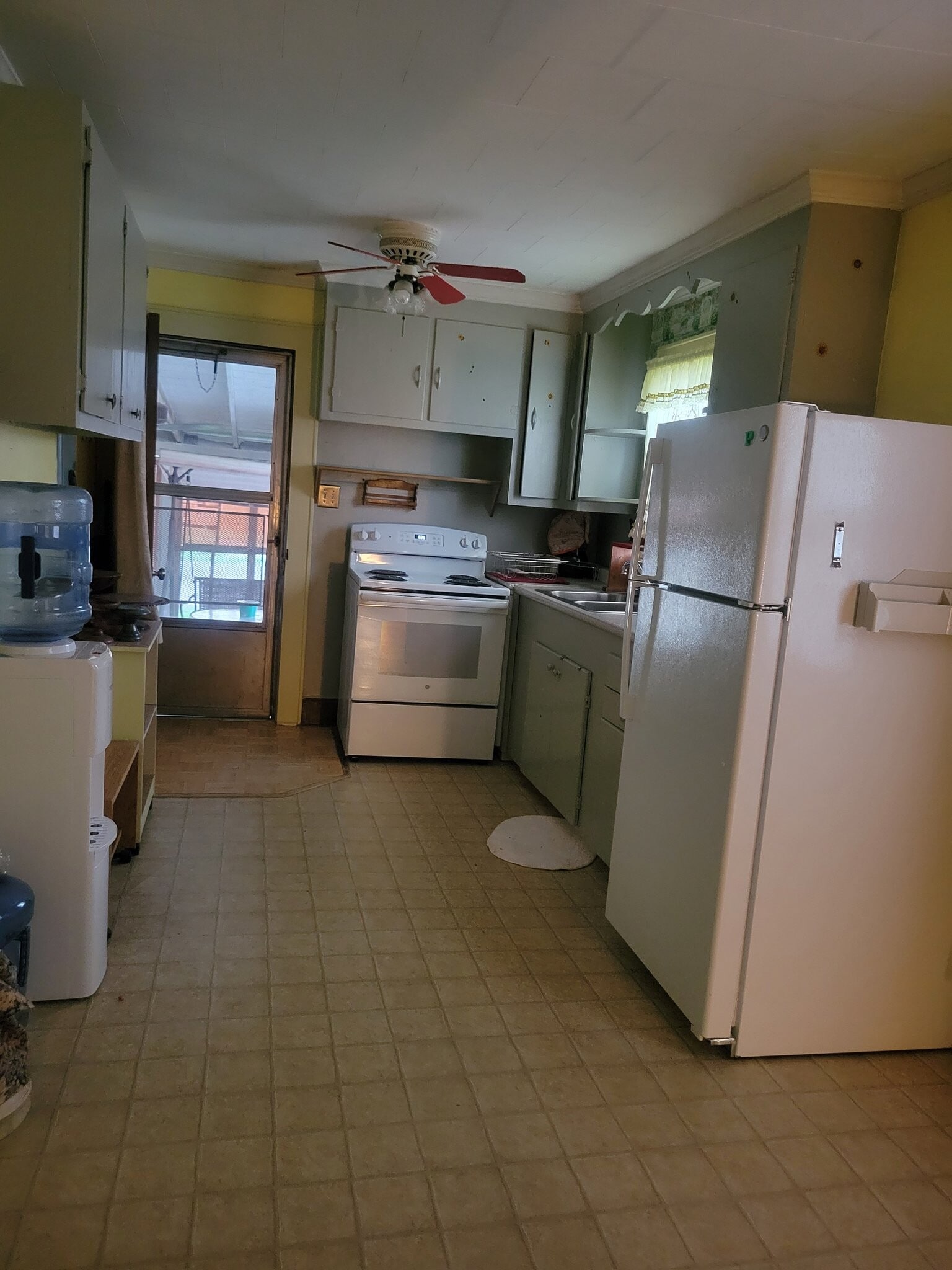 Building Photo - 206 N McCaskey Rd