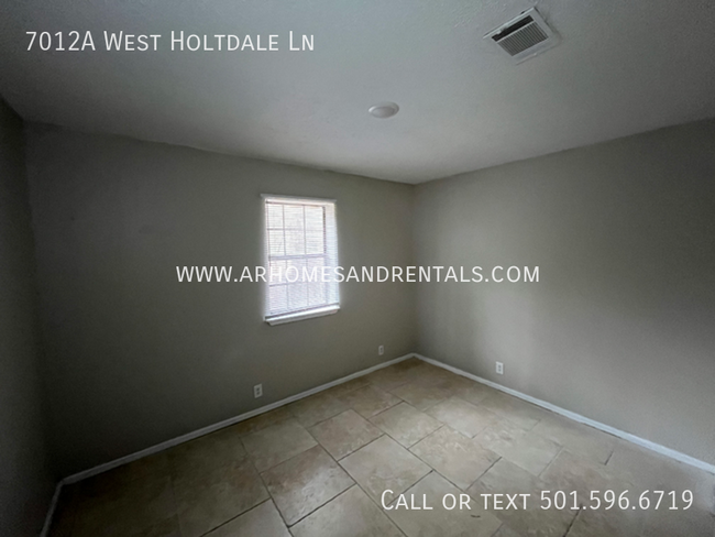 Building Photo - 7012A West Holtdale Ln | 3 Bedrooms | 2 Ba...