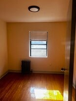 Building Photo - 5611 141st St