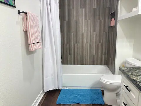 Building Photo - 8110 Helmers St