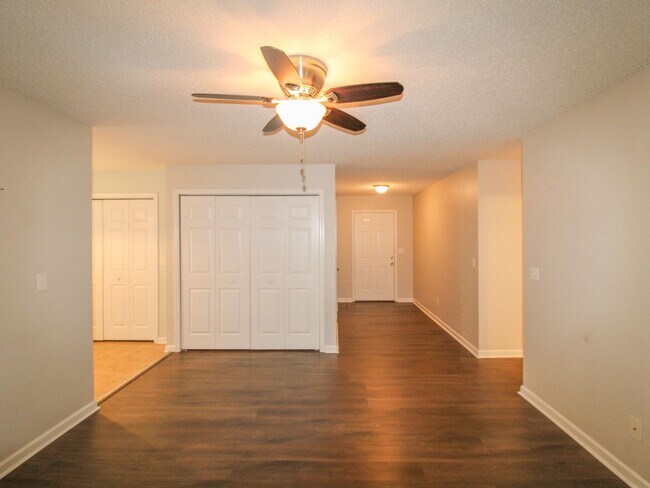 Building Photo - Nice Rental in Athens City!