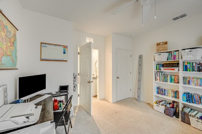 Building Photo - 4BR/2BA home located in Harvest Landing