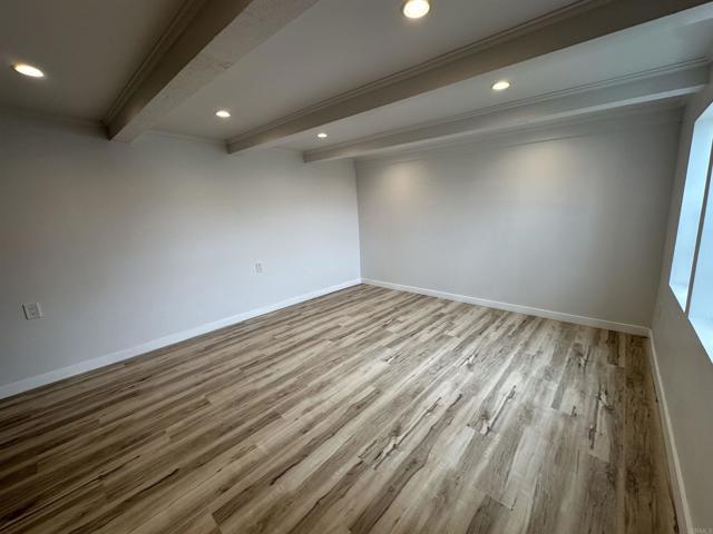 Building Photo - 109 S Alameda Ln