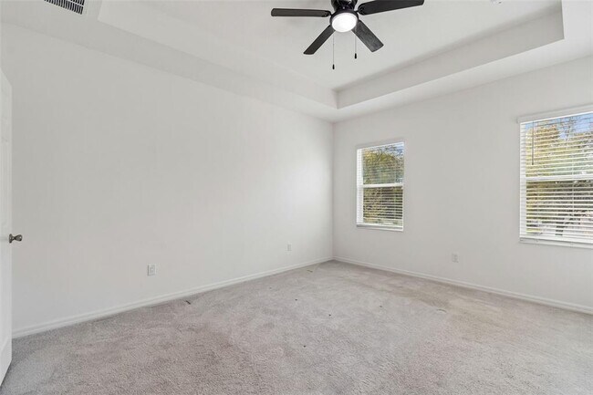 Building Photo - 34214 Rogallo Ln