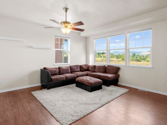 Building Photo - 10988 Birch Creek Rd