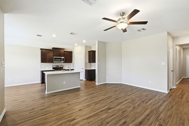 Building Photo - 1001 Bluejack Wy