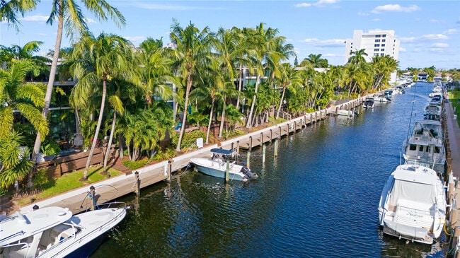 Building Photo - 3016 NE 49th St