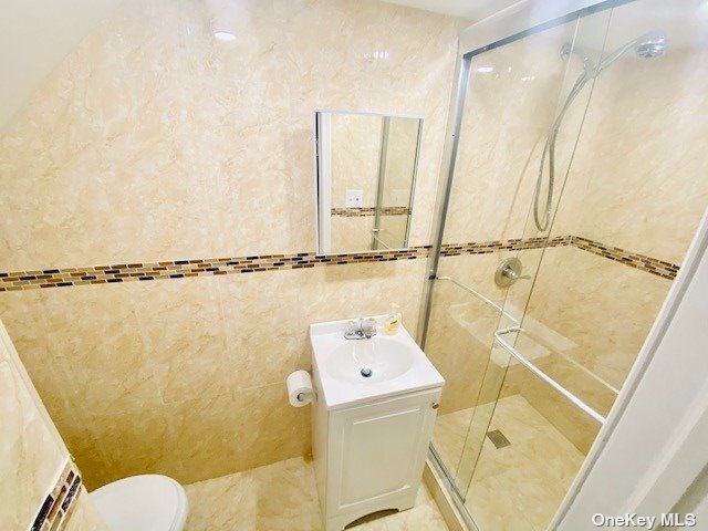 Building Photo - 12-11 166th St