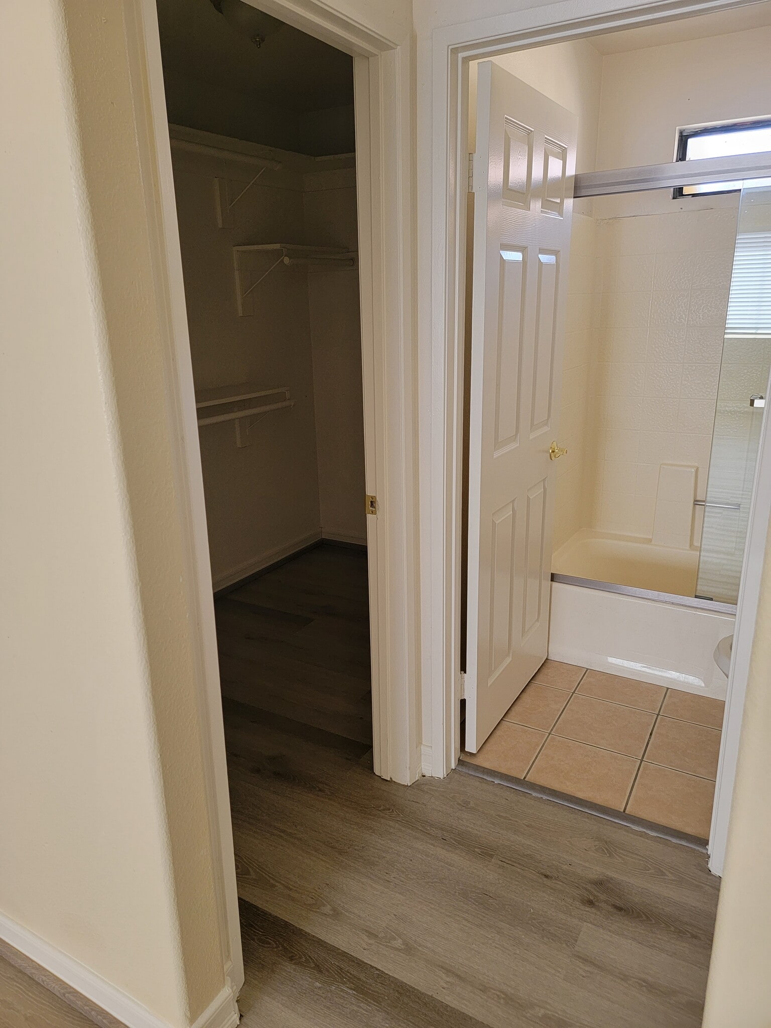 Building Photo - 3831 Bresee Ave