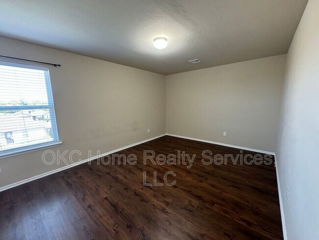 Building Photo - 13228 Bridgewater Dr