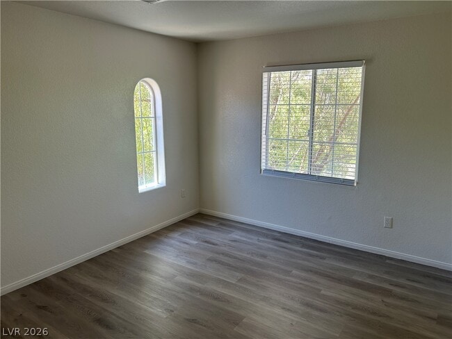 Building Photo - 10296 Magnolia Tree Ave