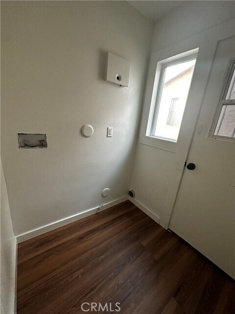 Building Photo - 1223 W 64th St