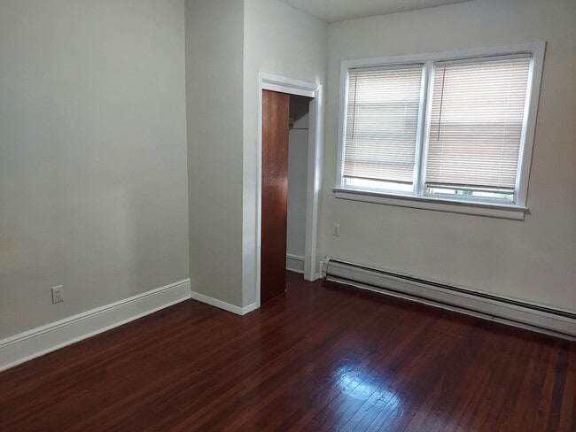 Building Photo - 104 Avenue A
