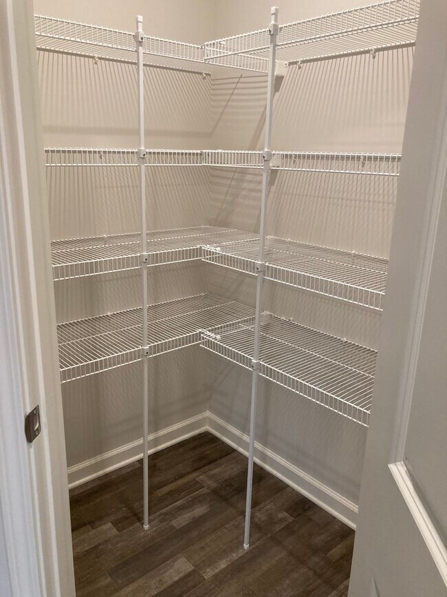 Building Photo - "NO RENT" November