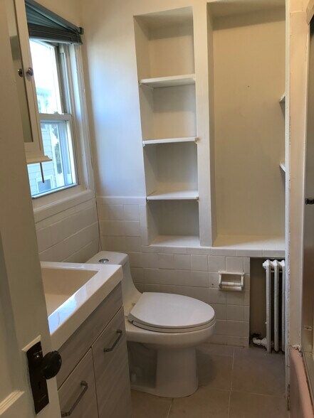 Building Photo - 121 Washington Ave