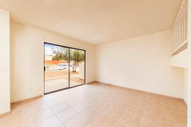 Building Photo - 55889 Santa Fe Trail