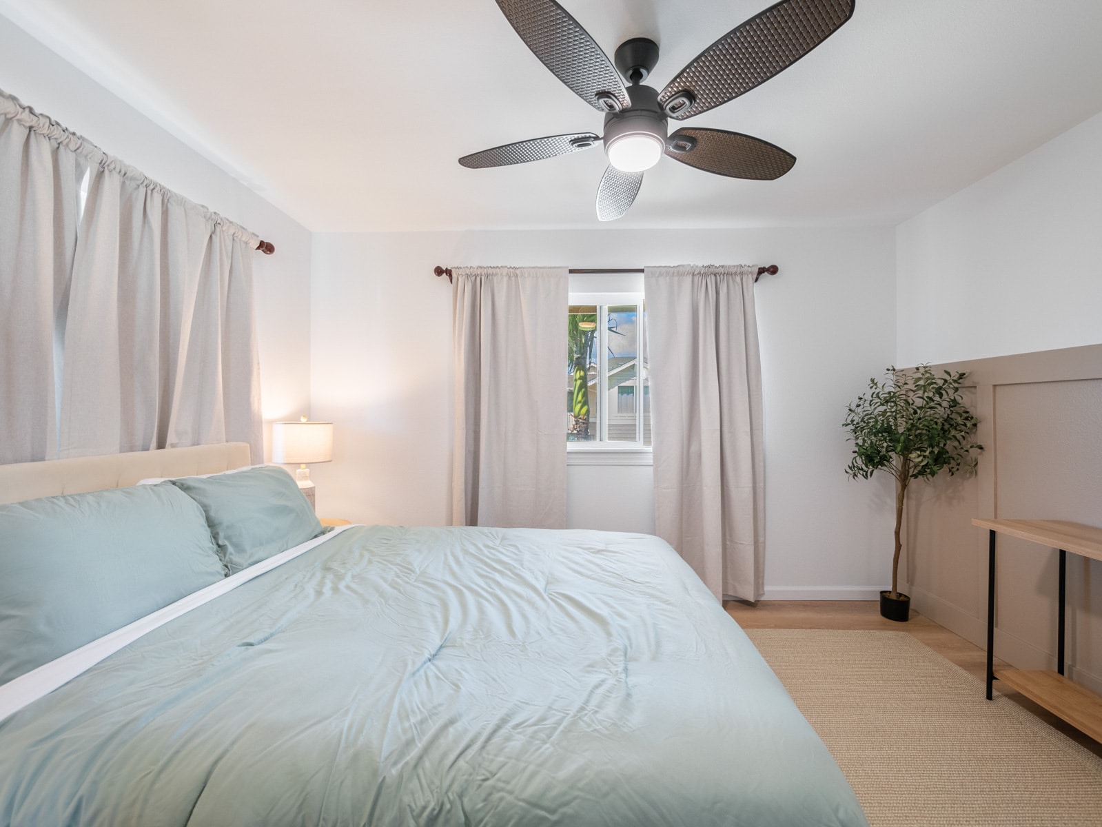 Building Photo - 1020 Kakala St