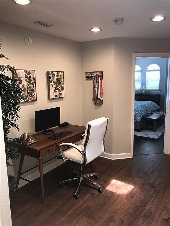 Building Photo - 106 S Moody Ave