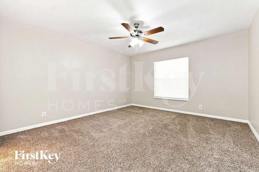 Building Photo - 4414 SW Cacao St