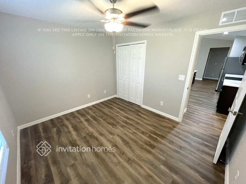 Building Photo - 25061 Doredo Dr