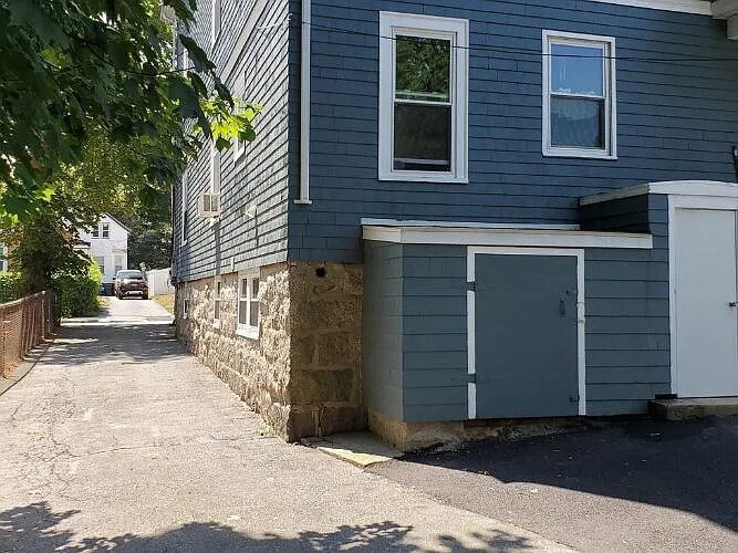 Building Photo - 136 New Boston Rd