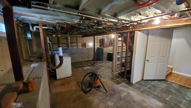 Building Photo - 25 Audrey Ln