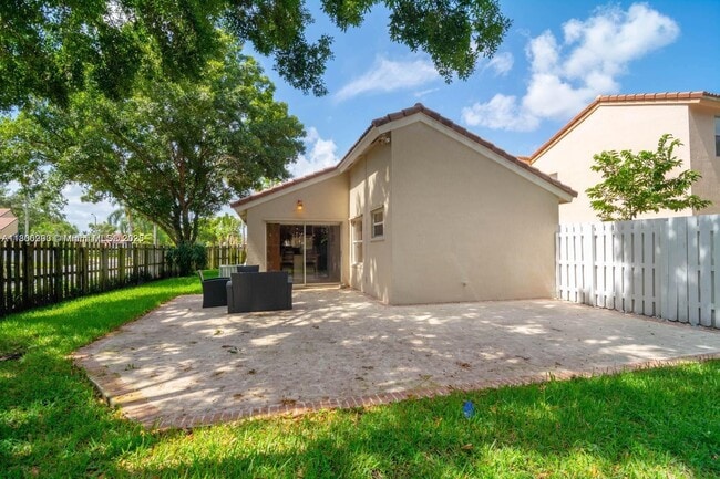 Building Photo - 1217 NW 125th Terrace