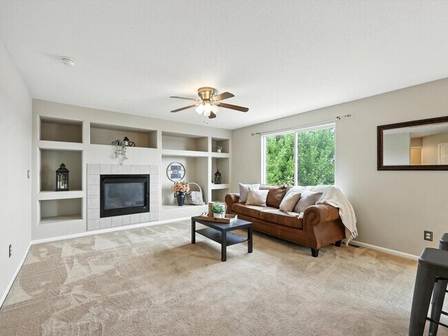 Building Photo - 8295 Cedar Chase Dr