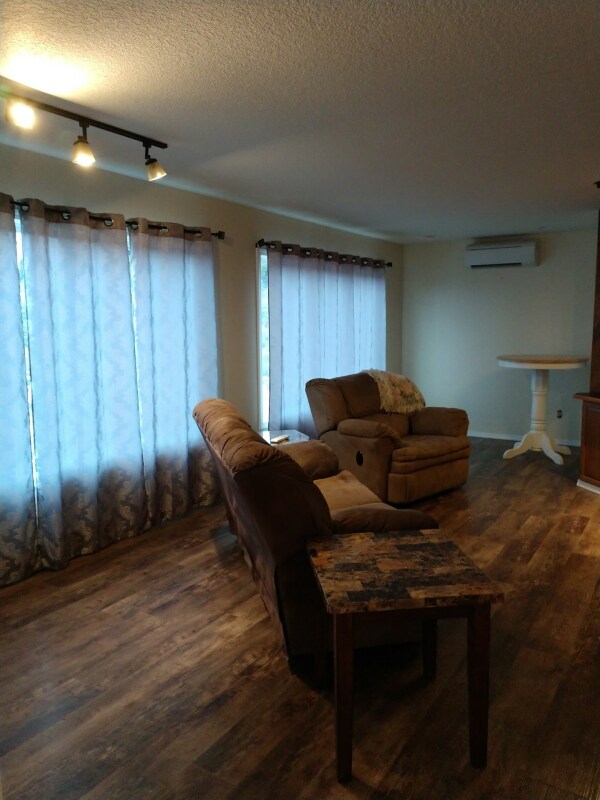 Building Photo - 1842 5th St