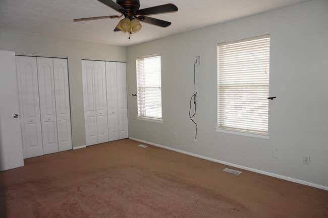 Building Photo - Charming 3Bed/2.5 Bath in Nottingham!