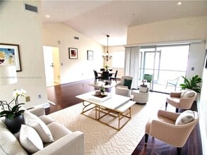 Building Photo - 9944 NW 2nd Ct