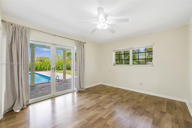 Building Photo - 7255 SW 125th St