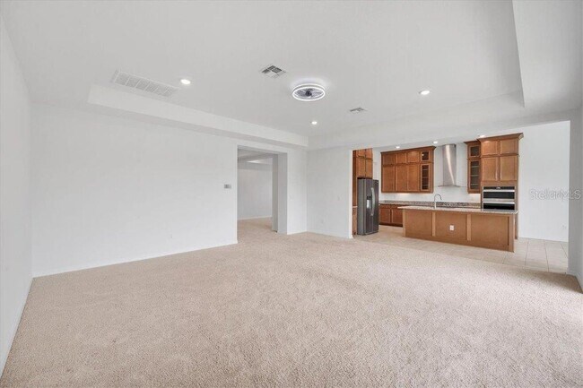 Building Photo - 7228 Great Egret Blvd