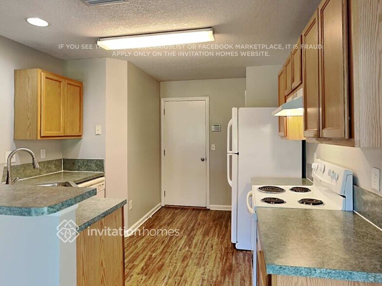 Building Photo - 117 Brays Island Ln