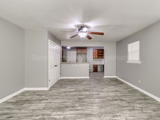 Building Photo - 6744 NW 52nd St