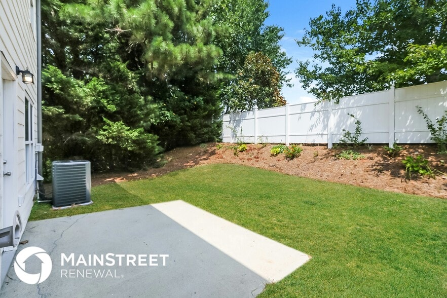 Building Photo - 4830 Tangerine Cir