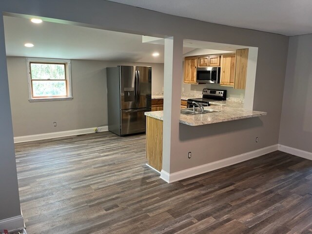 Building Photo - 6921 Milestrip Rd