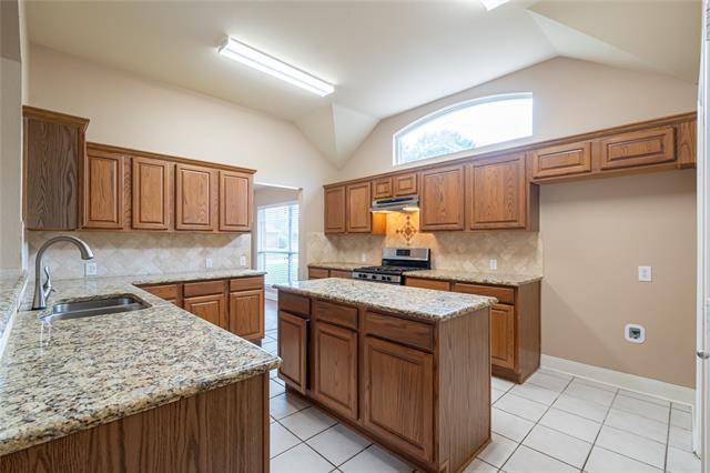 Building Photo - 6309 Essex Ln