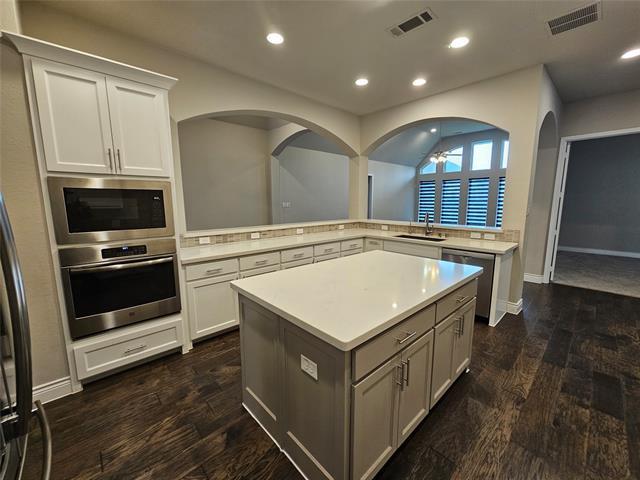 Building Photo - 2065 Snapdragon Rd