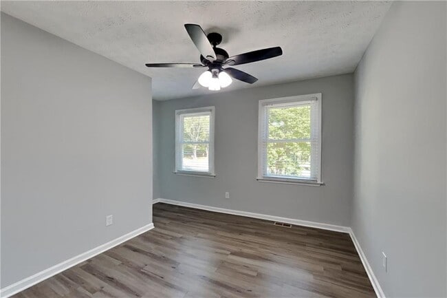 Building Photo - 524 Meadowfield Ct